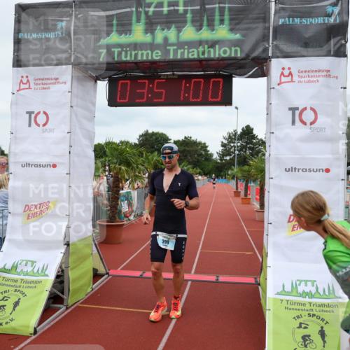 15.06.2025 - 7 Türme Triathlon Michael Strokosch http://msf.ph/oto/7969086 15.06.2025 13:51:00 Ziel 399, 983 meine-sportfotos.de