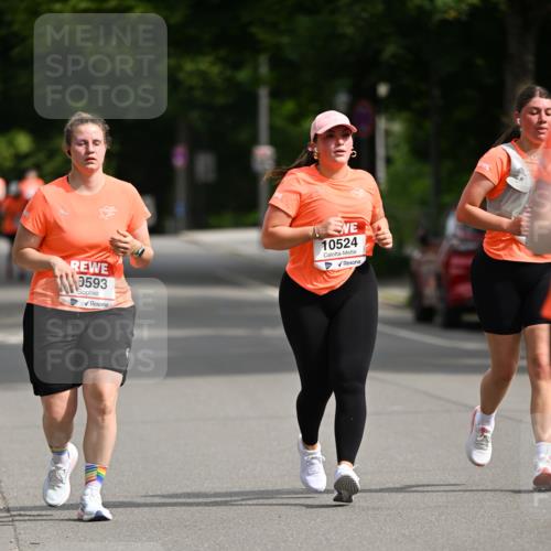 15.06.2025 - REWE Women's Run Dr. Thomas Lammeyer http://msf.ph/oto/7969128 15.06.2025 09:57:16 Laufen 0593, 10524 meine-sportfotos.de