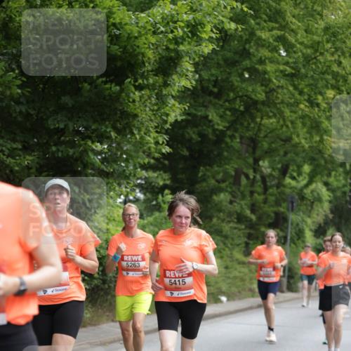 15.06.2025 - REWE Women's Run Jannik Wohlers http://msf.ph/oto/7969211 15.06.2025 10:04:18 Laufen 5263, 5415 meine-sportfotos.de