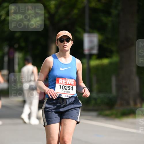 15.06.2025 - REWE Women's Run Dr. Thomas Lammeyer http://msf.ph/oto/7969241 15.06.2025 09:57:45 Laufen 10254 meine-sportfotos.de