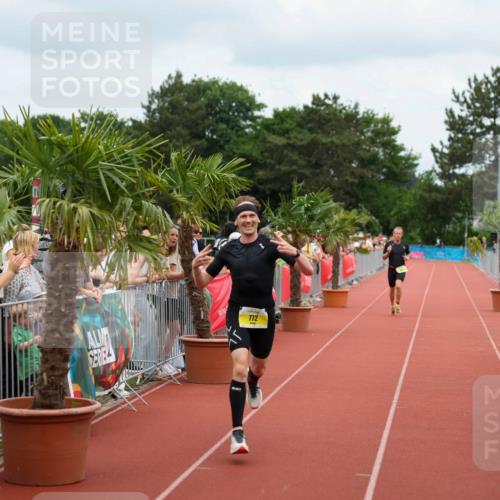 15.06.2025 - 7 Türme Triathlon Michael Strokosch http://msf.ph/oto/7969260 15.06.2025 13:51:35 Ziel 772, 955, 1072 meine-sportfotos.de