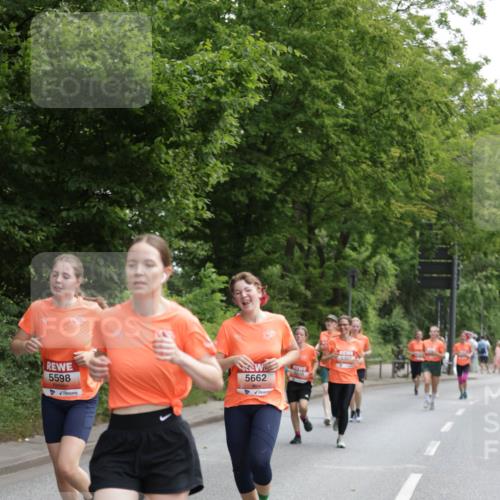 15.06.2025 - REWE Women's Run Jannik Wohlers http://msf.ph/oto/7969271 15.06.2025 10:04:22 Laufen 5598, 5662 meine-sportfotos.de