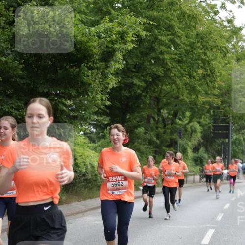 15.06.2025 - REWE Women's Run Jannik Wohlers http://msf.ph/oto/7969298 15.06.2025 10:04:23 Laufen 5662, 5307 meine-sportfotos.de