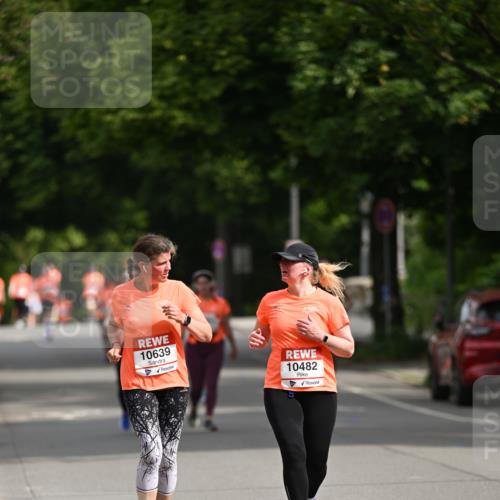 15.06.2025 - REWE Women's Run Dr. Thomas Lammeyer http://msf.ph/oto/7969302 15.06.2025 09:58:01 Laufen 10639, 10482 meine-sportfotos.de