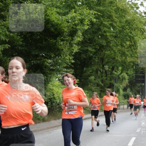 15.06.2025 - REWE Women's Run Jannik Wohlers http://msf.ph/oto/7969311 15.06.2025 10:04:23 Laufen 5662 meine-sportfotos.de