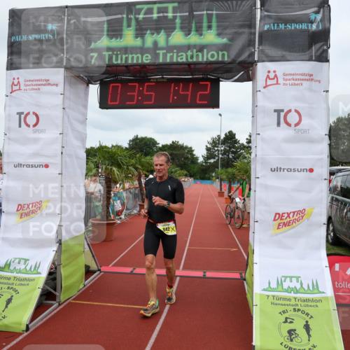 15.06.2025 - 7 Türme Triathlon Michael Strokosch http://msf.ph/oto/7969313 15.06.2025 13:51:41 Ziel 772, 842 meine-sportfotos.de