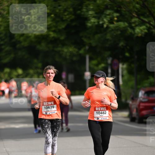 15.06.2025 - REWE Women's Run Dr. Thomas Lammeyer http://msf.ph/oto/7969318 15.06.2025 09:58:02 Laufen 10639, 10482 meine-sportfotos.de