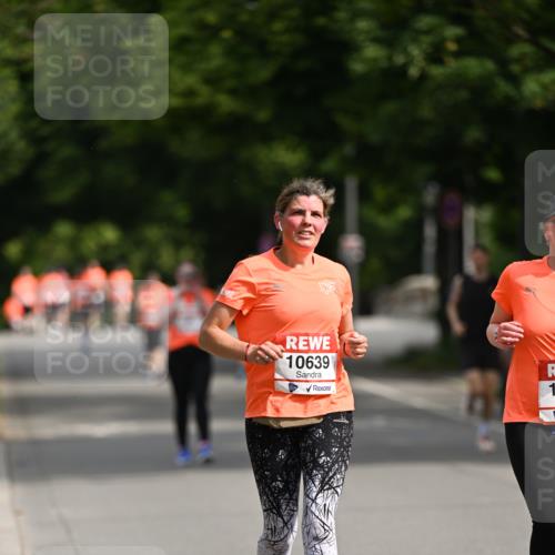 15.06.2025 - REWE Women's Run Dr. Thomas Lammeyer http://msf.ph/oto/7969372 15.06.2025 09:58:04 Laufen 10639, 1 meine-sportfotos.de