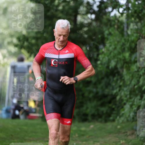 15.06.2025 - 7 Türme Triathlon Michael Strokosch http://msf.ph/oto/7969377 15.06.2025 12:56:14 Schwimmen 741, 776, 804, 842, 869, 872, 880, 896, 904, 963, 992, 1091, 1120, 1149, 1150 meine-sportfotos.de