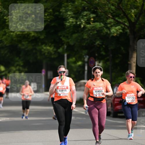 15.06.2025 - REWE Women's Run Dr. Thomas Lammeyer http://msf.ph/oto/7969455 15.06.2025 09:58:14 Laufen 10811, 10453, 10120 meine-sportfotos.de