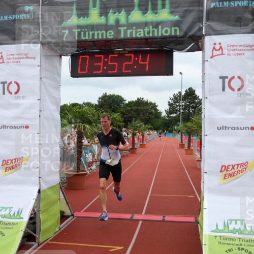 15.06.2025 - 7 Türme Triathlon Michael Strokosch http://msf.ph/oto/7969476 15.06.2025 13:52:48 Ziel 719, 1181 meine-sportfotos.de