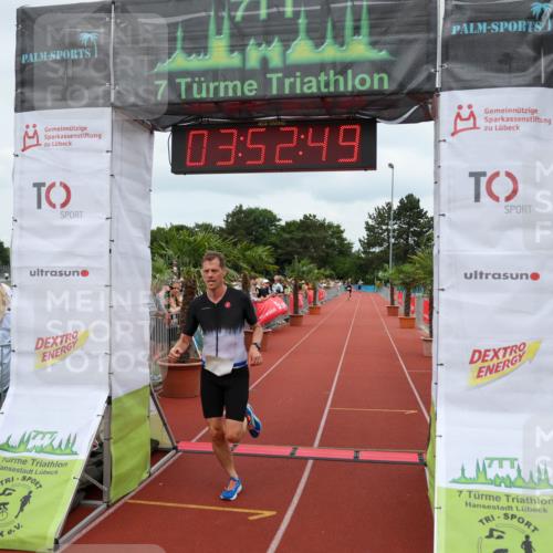 15.06.2025 - 7 Türme Triathlon Michael Strokosch http://msf.ph/oto/7969480 15.06.2025 13:52:48 Ziel 719, 1181 meine-sportfotos.de