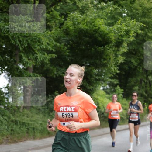 15.06.2025 - REWE Women's Run Jannik Wohlers http://msf.ph/oto/7969491 15.06.2025 10:04:32 Laufen 5194 meine-sportfotos.de