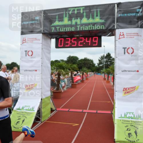 15.06.2025 - 7 Türme Triathlon Michael Strokosch http://msf.ph/oto/7969492 15.06.2025 13:52:49 Ziel 719, 1181 meine-sportfotos.de