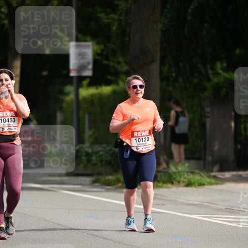 15.06.2025 - REWE Women's Run Dr. Thomas Lammeyer http://msf.ph/oto/7969514 15.06.2025 09:58:17 Laufen 10453, 10120 meine-sportfotos.de