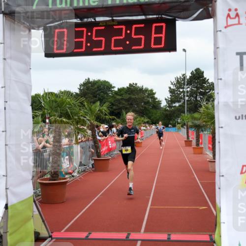 15.06.2025 - 7 Türme Triathlon Michael Strokosch http://msf.ph/oto/7969529 15.06.2025 13:52:57 Ziel 886, 1164 meine-sportfotos.de