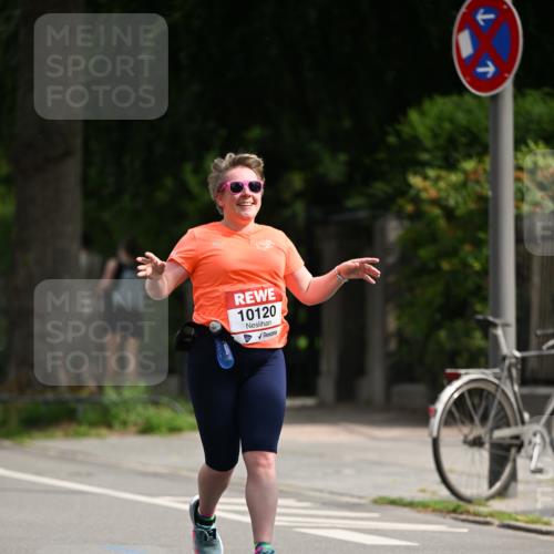 15.06.2025 - REWE Women's Run Dr. Thomas Lammeyer http://msf.ph/oto/7969568 15.06.2025 09:58:18 Laufen 10120 meine-sportfotos.de