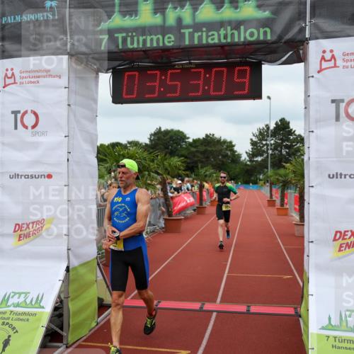 15.06.2025 - 7 Türme Triathlon Michael Strokosch http://msf.ph/oto/7969634 15.06.2025 13:53:09 Ziel 881, 930, 1164 meine-sportfotos.de