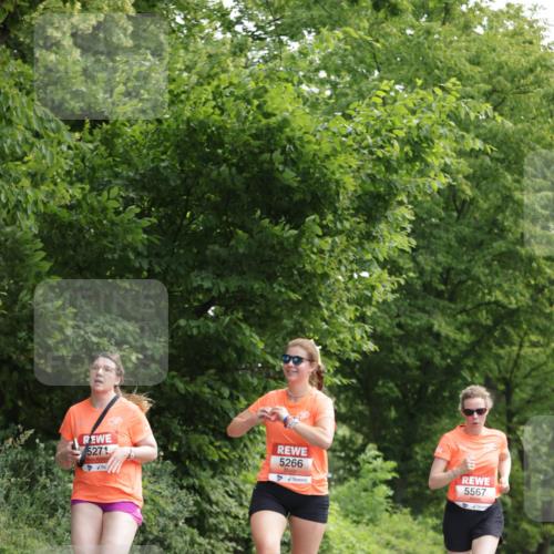 15.06.2025 - REWE Women's Run Jannik Wohlers http://msf.ph/oto/7969682 15.06.2025 10:04:46 Laufen 5271, 5266, 5567 meine-sportfotos.de