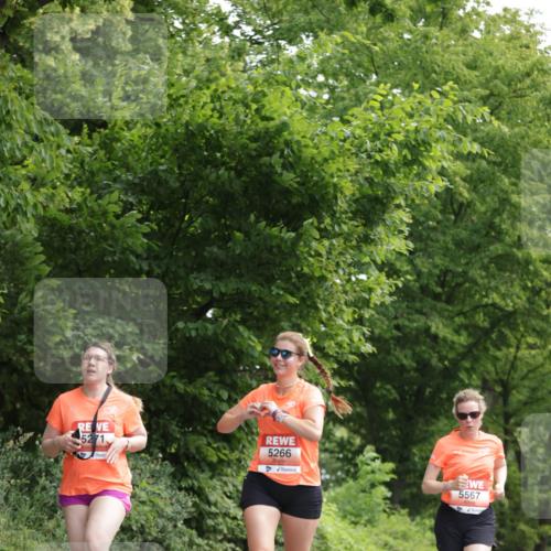 15.06.2025 - REWE Women's Run Jannik Wohlers http://msf.ph/oto/7969685 15.06.2025 10:04:46 Laufen 15, 5266, 5567 meine-sportfotos.de