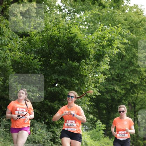 15.06.2025 - REWE Women's Run Jannik Wohlers http://msf.ph/oto/7969695 15.06.2025 10:04:46 Laufen 5271, 5266, 5567 meine-sportfotos.de