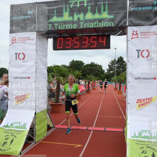 15.06.2025 - 7 Türme Triathlon Michael Strokosch http://msf.ph/oto/7969706 15.06.2025 13:53:54 Ziel 939, 999, 1162 meine-sportfotos.de