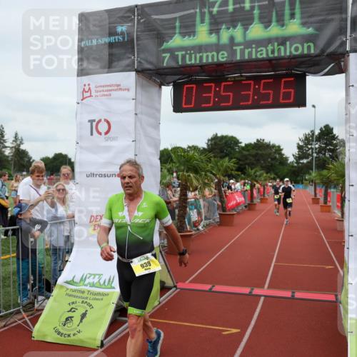 15.06.2025 - 7 Türme Triathlon Michael Strokosch http://msf.ph/oto/7969728 15.06.2025 13:53:55 Ziel 939, 999, 1162 meine-sportfotos.de