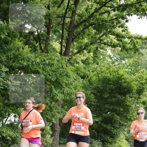 15.06.2025 - REWE Women's Run Jannik Wohlers http://msf.ph/oto/7969758 15.06.2025 10:04:48 Laufen 5271, 5266, 5567 meine-sportfotos.de