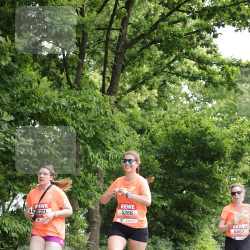 15.06.2025 - REWE Women's Run Jannik Wohlers http://msf.ph/oto/7969761 15.06.2025 10:04:48 Laufen 5271, 5266, 5567 meine-sportfotos.de