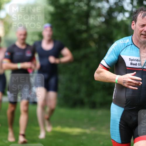 15.06.2025 - 7 Türme Triathlon Michael Strokosch http://msf.ph/oto/7969768 15.06.2025 12:56:48 Schwimmen 786, 868, 886, 901, 910, 1003, 1028, 1060, 1070, 1074, 1132, 1175, 1198 meine-sportfotos.de