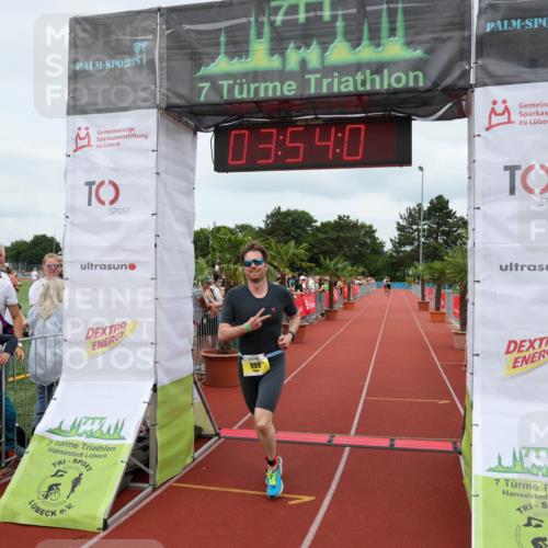 15.06.2025 - 7 Türme Triathlon Michael Strokosch http://msf.ph/oto/7969774 15.06.2025 13:53:59 Ziel 939, 999, 1162 meine-sportfotos.de