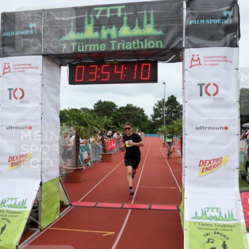 15.06.2025 - 7 Türme Triathlon Michael Strokosch http://msf.ph/oto/7969793 15.06.2025 13:54:09 Ziel 833, 869 meine-sportfotos.de