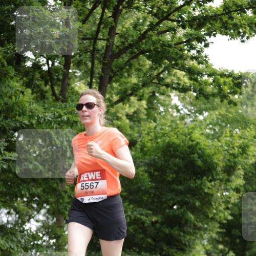 15.06.2025 - REWE Women's Run Jannik Wohlers http://msf.ph/oto/7969822 15.06.2025 10:04:49 Laufen 5567 meine-sportfotos.de