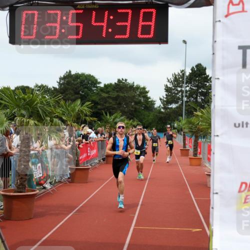 15.06.2025 - 7 Türme Triathlon Michael Strokosch http://msf.ph/oto/7969906 15.06.2025 13:54:38 Ziel 701, 901, 913, 1116 meine-sportfotos.de