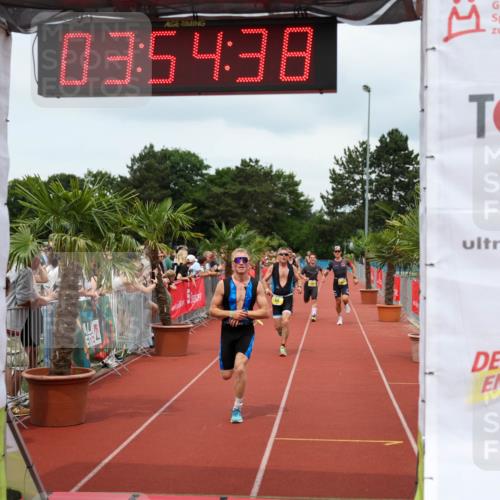 15.06.2025 - 7 Türme Triathlon Michael Strokosch http://msf.ph/oto/7969909 15.06.2025 13:54:38 Ziel 701, 901, 913, 1116 meine-sportfotos.de