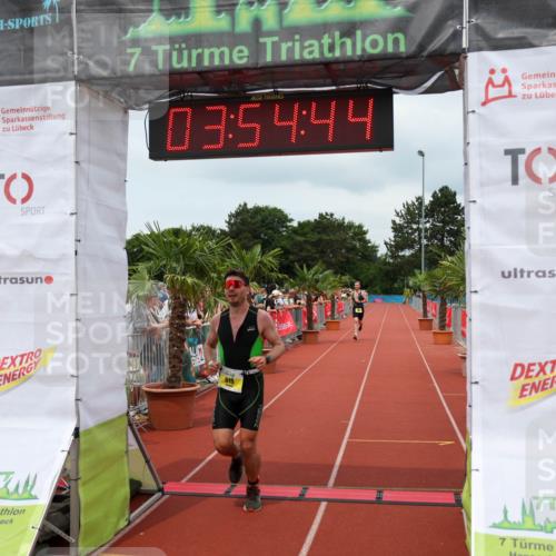 15.06.2025 - 7 Türme Triathlon Michael Strokosch http://msf.ph/oto/7969992 15.06.2025 13:54:43 Ziel 701, 755, 901, 913, 919, 1116 meine-sportfotos.de
