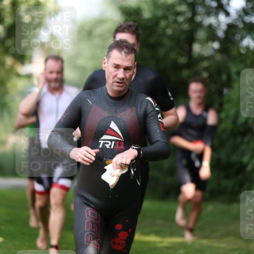 15.06.2025 - 7 Türme Triathlon Michael Strokosch http://msf.ph/oto/7970008 15.06.2025 12:57:16 Schwimmen 709, 736, 774, 857, 889, 913, 915, 988, 1031, 1033, 1049, 1055, 1064, 1074, 1087, 1095, 1114, 1116, 1136, 1142, 1164, 1166, 1167 meine-sportfotos.de