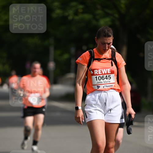 15.06.2025 - REWE Women's Run Dr. Thomas Lammeyer http://msf.ph/oto/7970060 15.06.2025 09:59:13 Laufen 10645 meine-sportfotos.de