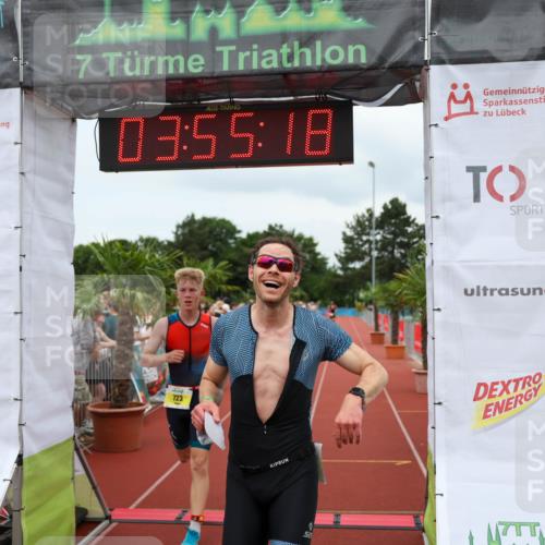 15.06.2025 - 7 Türme Triathlon Michael Strokosch http://msf.ph/oto/7970079 15.06.2025 13:55:17 Ziel 723, 872 meine-sportfotos.de