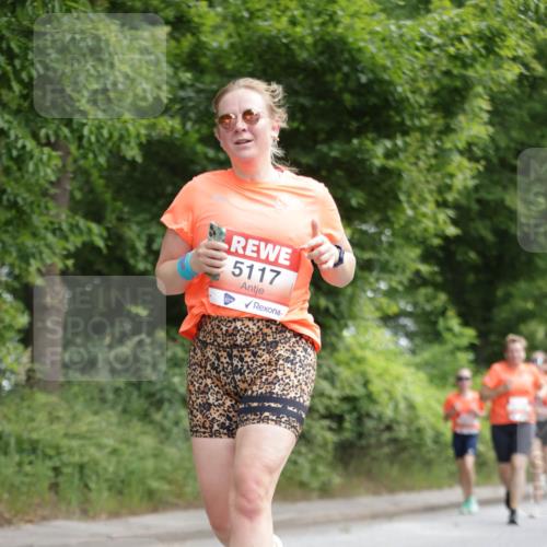 15.06.2025 - REWE Women's Run Jannik Wohlers http://msf.ph/oto/7970090 15.06.2025 10:05:11 Laufen 5117 meine-sportfotos.de