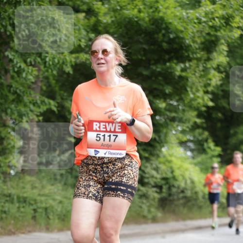 15.06.2025 - REWE Women's Run Jannik Wohlers http://msf.ph/oto/7970097 15.06.2025 10:05:11 Laufen 5117 meine-sportfotos.de