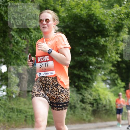 15.06.2025 - REWE Women's Run Jannik Wohlers http://msf.ph/oto/7970106 15.06.2025 10:05:11 Laufen 5117 meine-sportfotos.de