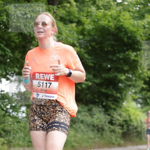 15.06.2025 - REWE Women's Run Jannik Wohlers http://msf.ph/oto/7970120 15.06.2025 10:05:11 Laufen 5117 meine-sportfotos.de