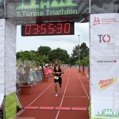 15.06.2025 - 7 Türme Triathlon Michael Strokosch http://msf.ph/oto/7970125 15.06.2025 13:55:30 Ziel 762 meine-sportfotos.de