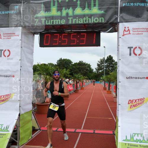 15.06.2025 - 7 Türme Triathlon Michael Strokosch http://msf.ph/oto/7970152 15.06.2025 13:55:31 Ziel 762 meine-sportfotos.de