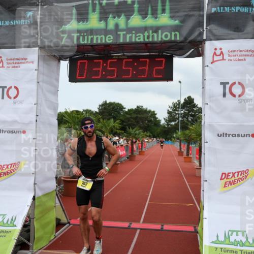 15.06.2025 - 7 Türme Triathlon Michael Strokosch http://msf.ph/oto/7970157 15.06.2025 13:55:31 Ziel 762 meine-sportfotos.de