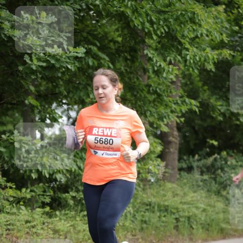 15.06.2025 - REWE Women's Run Jannik Wohlers http://msf.ph/oto/7970255 15.06.2025 10:05:19 Laufen 5680 meine-sportfotos.de