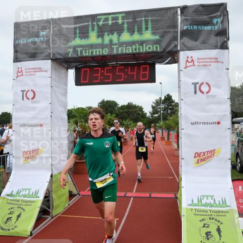 15.06.2025 - 7 Türme Triathlon Michael Strokosch http://msf.ph/oto/7970260 15.06.2025 13:55:48 Ziel 455, 475, 745, 879, 935, 978, 1087, 1120 meine-sportfotos.de