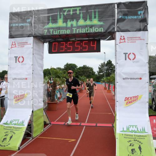 15.06.2025 - 7 Türme Triathlon Michael Strokosch http://msf.ph/oto/7970336 15.06.2025 13:55:54 Ziel 455, 475, 760, 879, 935, 1064, 1070, 1087 meine-sportfotos.de