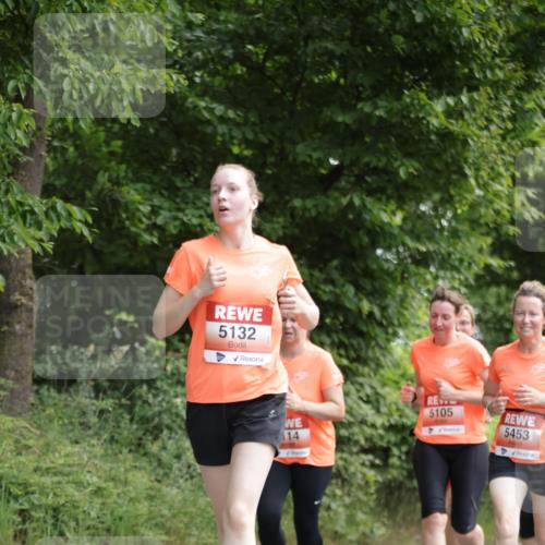 15.06.2025 - REWE Women's Run Jannik Wohlers http://msf.ph/oto/7970366 15.06.2025 10:05:24 Laufen 5132, 5105, 5453, 14 meine-sportfotos.de